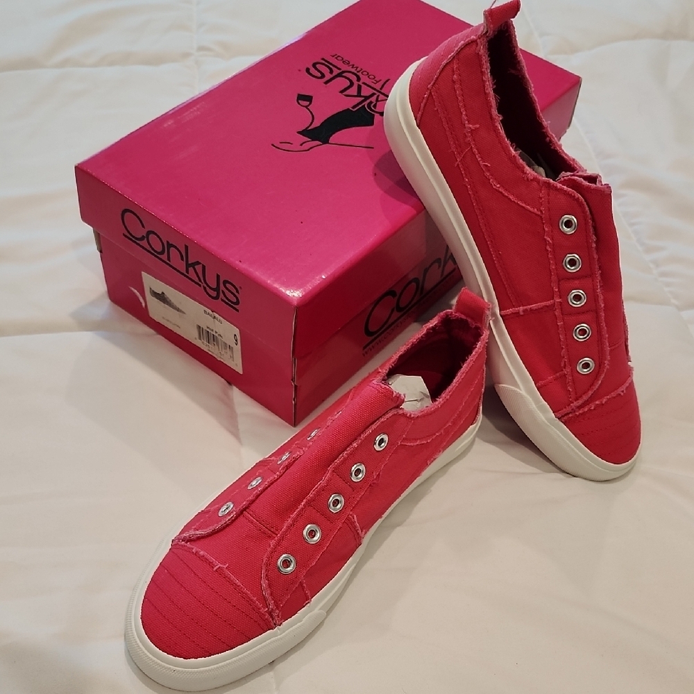 NWB Corkys Women's Hot Pink Sneakers‎ 9M